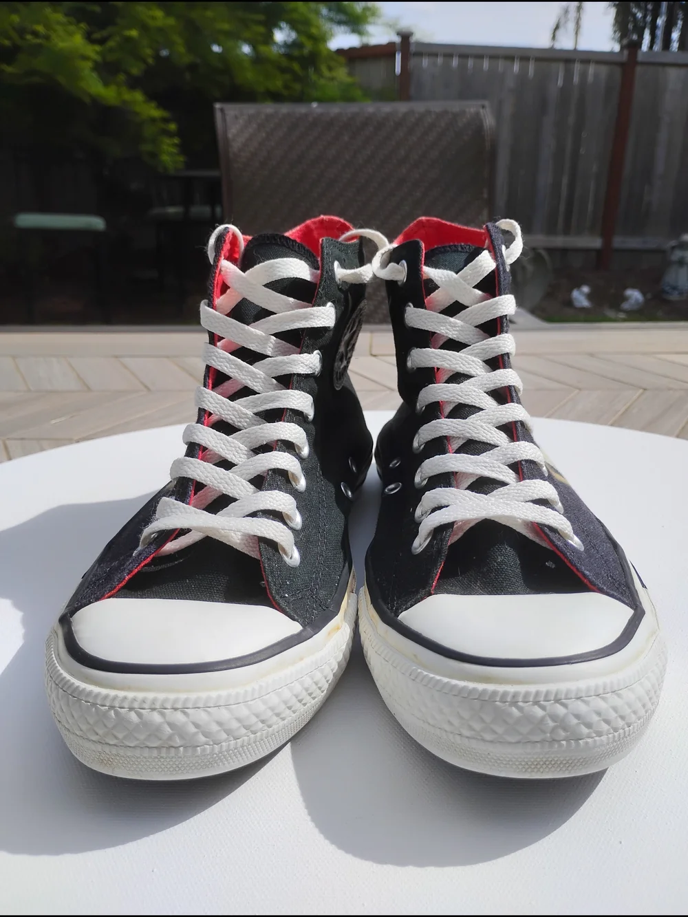 RARE Converse x AC/DC High Top Sneakers Men’s 7 Women’s 9 Vintage 2009 Rock Band - Picture 2 of 16